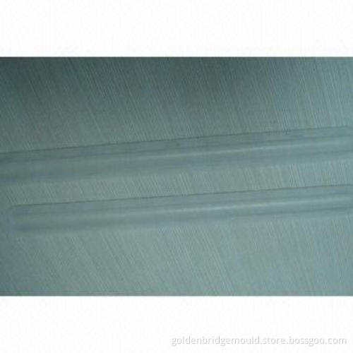 Plastic Injection Mold for LED Cover with Clear PC Material